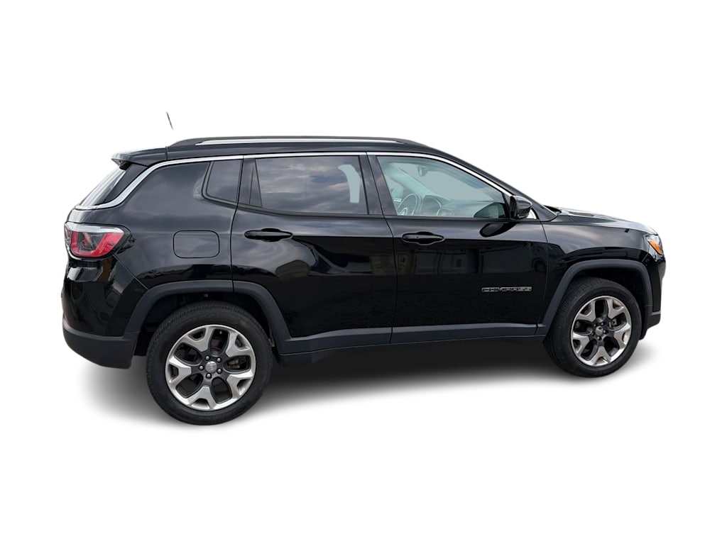 Thumbnail: 2018 Jeep Compass - 11