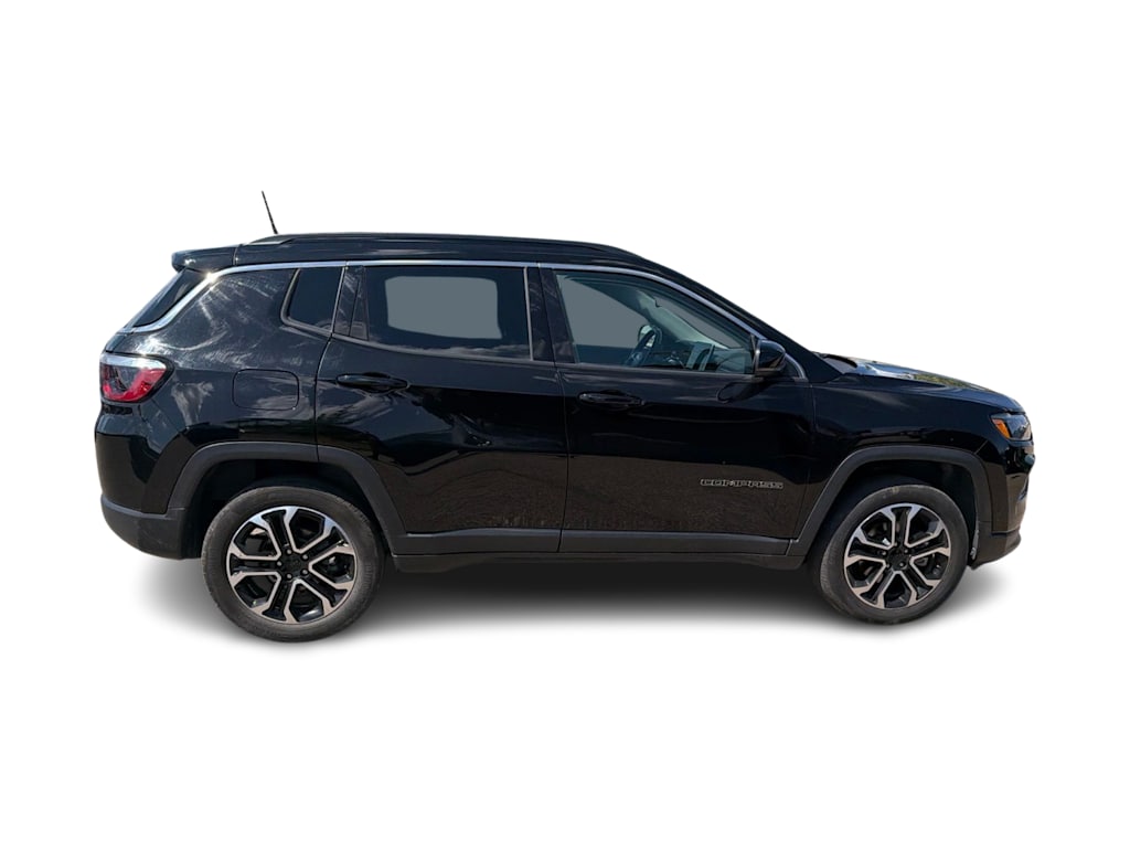 Thumbnail: 2022 Jeep Compass - 16
