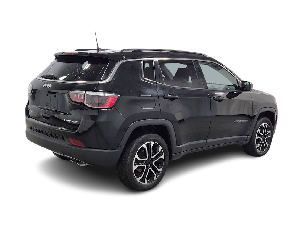 Thumbnail: 2022 Jeep Compass - 23
