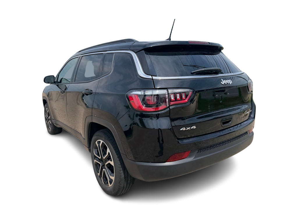 Thumbnail: 2022 Jeep Compass - 24