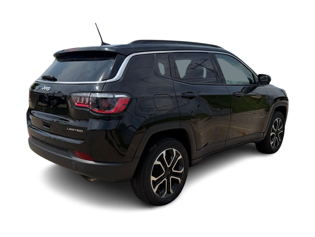 Thumbnail: 2022 Jeep Compass - 19