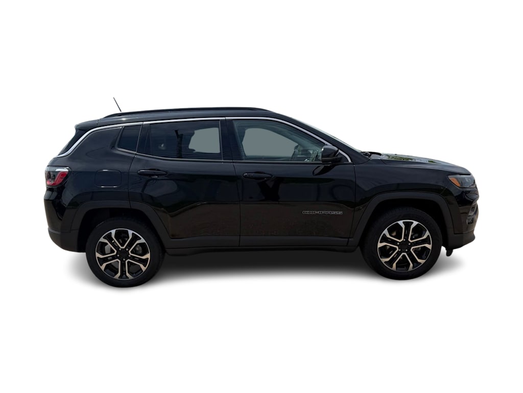 Thumbnail: 2022 Jeep Compass - 18