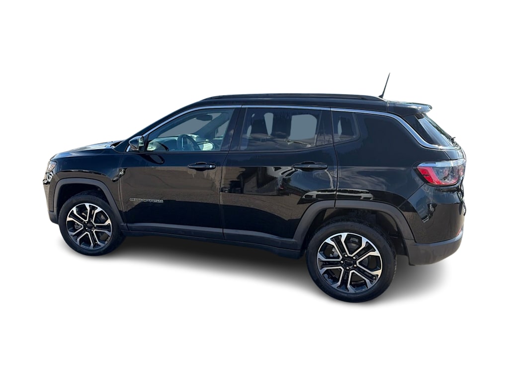 Thumbnail: 2023 Jeep Compass - 3