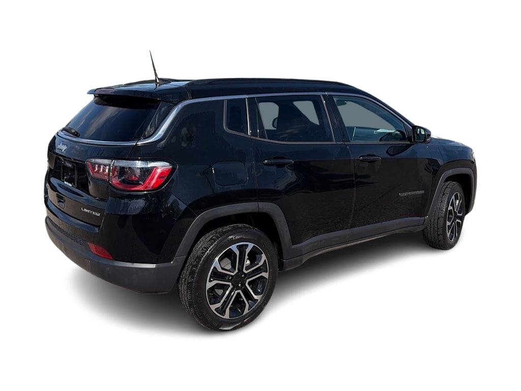 Thumbnail: 2023 Jeep Compass - 8