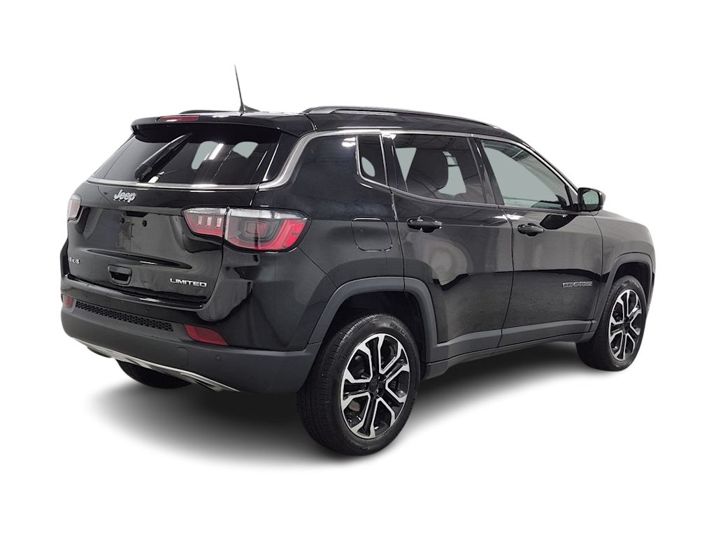 Thumbnail: 2023 Jeep Compass - 23
