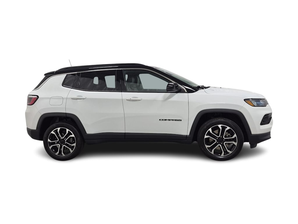 Thumbnail: 2023 Jeep Compass - 23