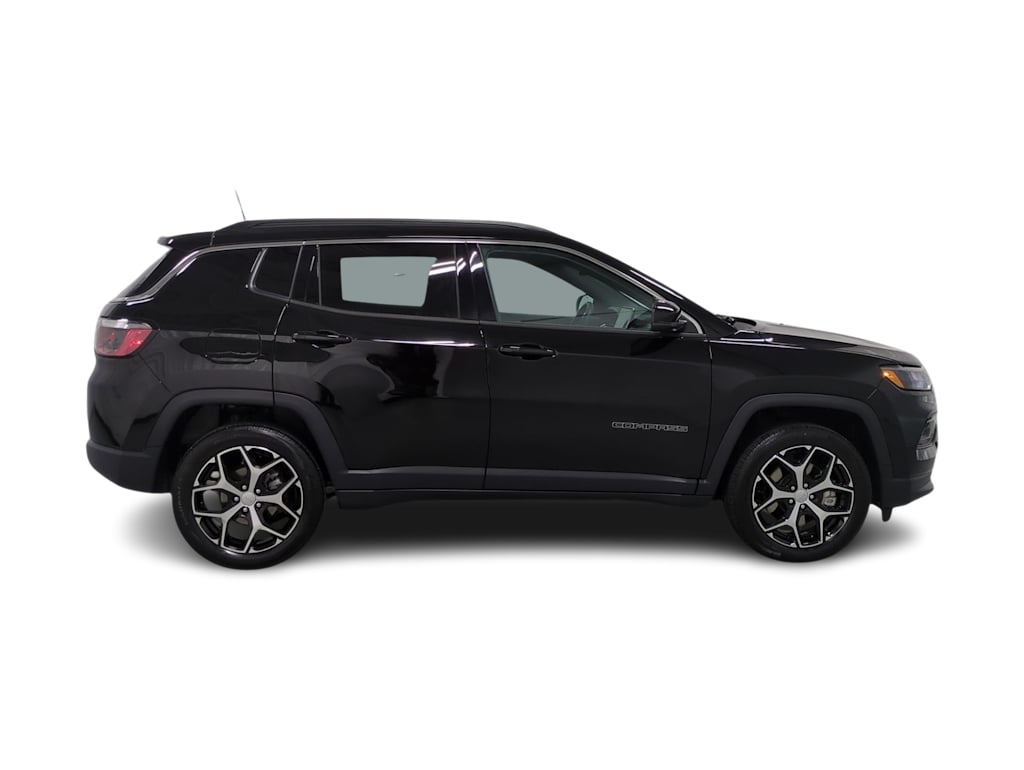 Thumbnail: 2024 Jeep Compass - 24