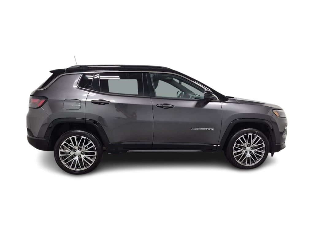 Thumbnail: 2023 Jeep Compass - 24