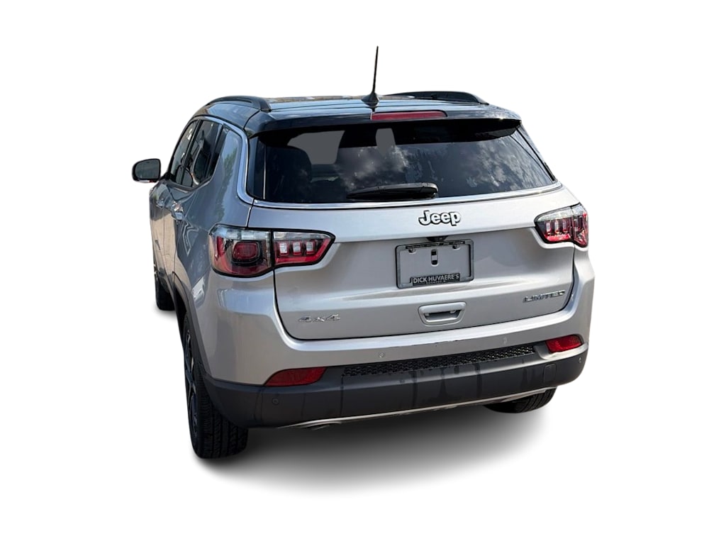 Thumbnail: 2023 Jeep Compass - 3