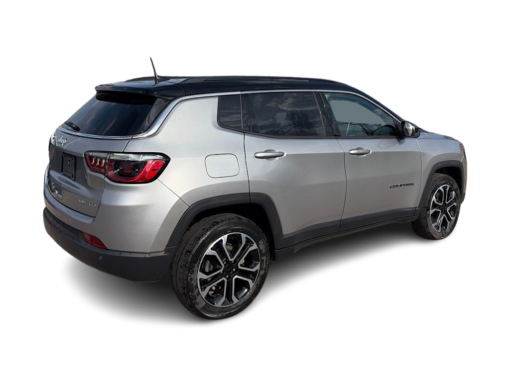 Thumbnail: 2023 Jeep Compass - 15