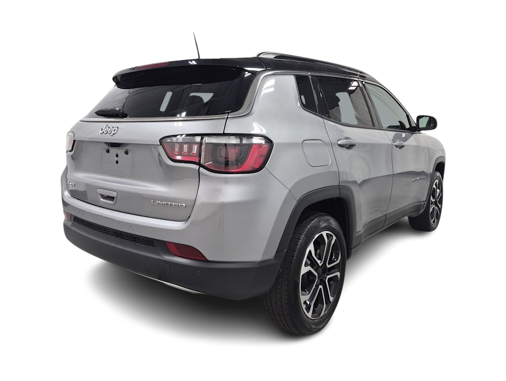 Thumbnail: 2023 Jeep Compass - 23
