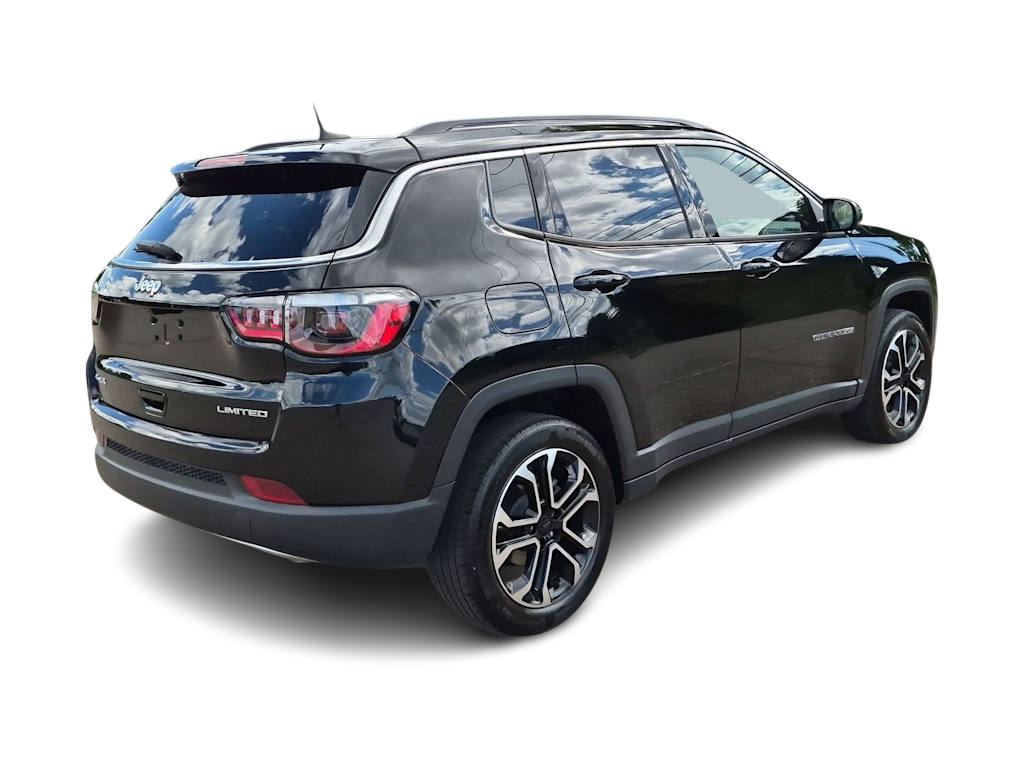 Thumbnail: 2023 Jeep Compass - 23