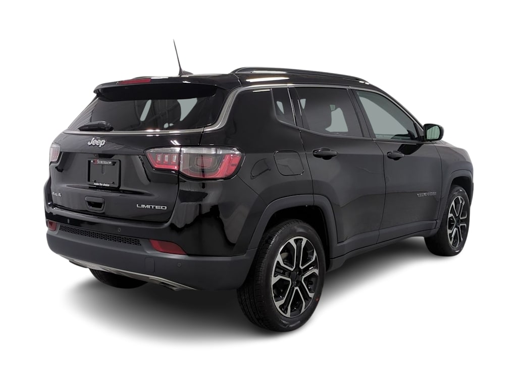 Thumbnail: 2023 Jeep Compass - 23
