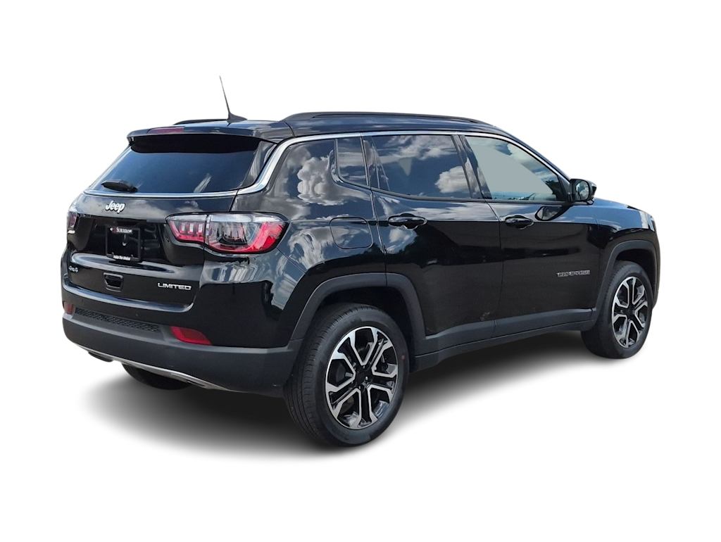 Thumbnail: 2023 Jeep Compass - 20