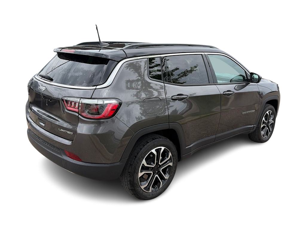 Thumbnail: 2023 Jeep Compass - 8