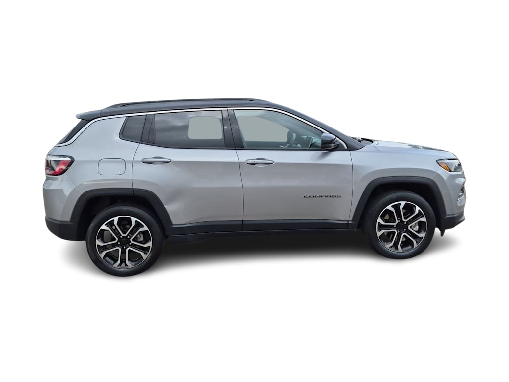 Thumbnail: 2023 Jeep Compass - 22