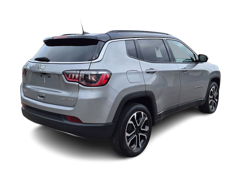 Thumbnail: 2023 Jeep Compass - 21