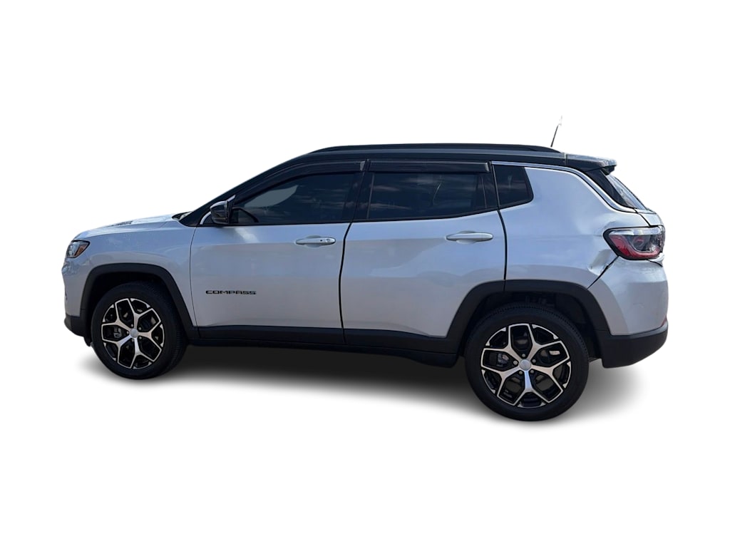 Thumbnail: 2024 Jeep Compass - 17
