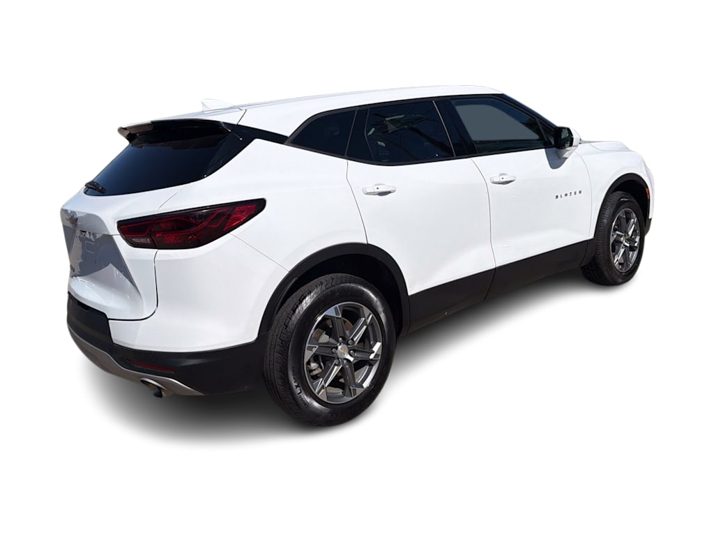 Thumbnail: 2025 Chevrolet Blazer - 19