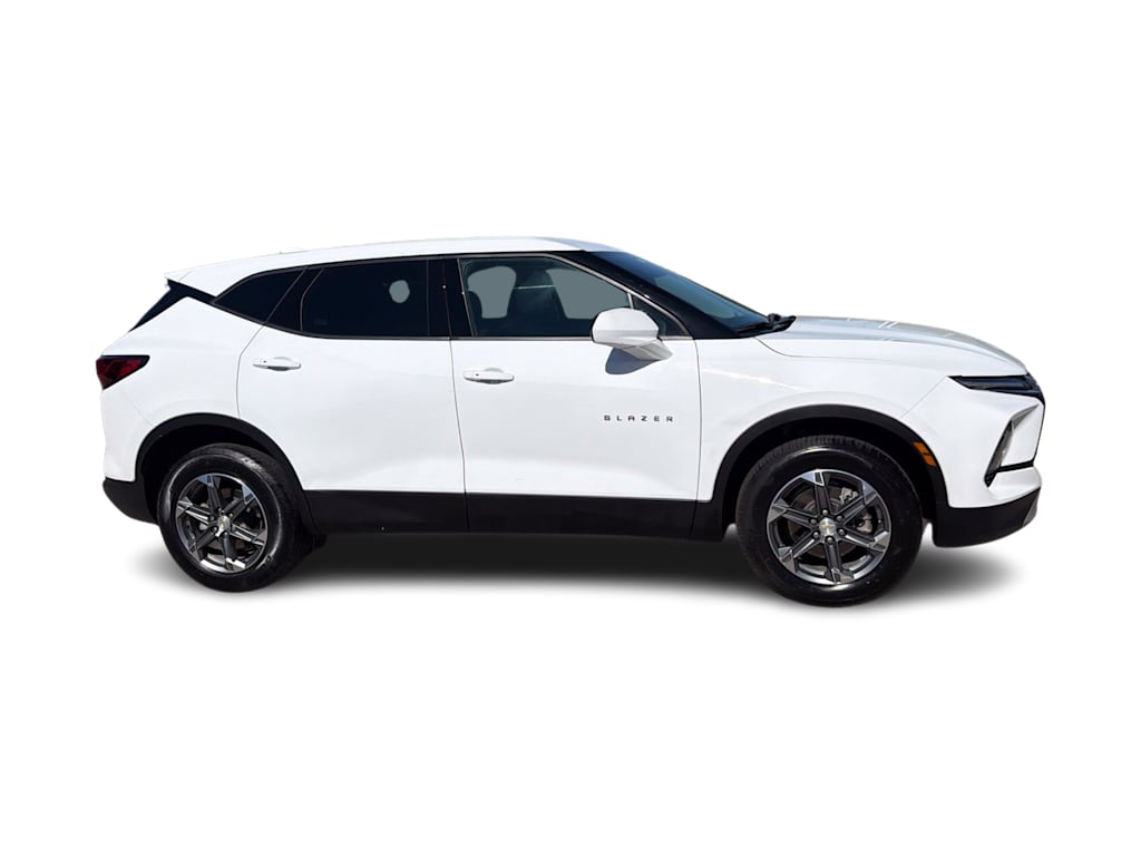 Thumbnail: 2025 Chevrolet Blazer - 14