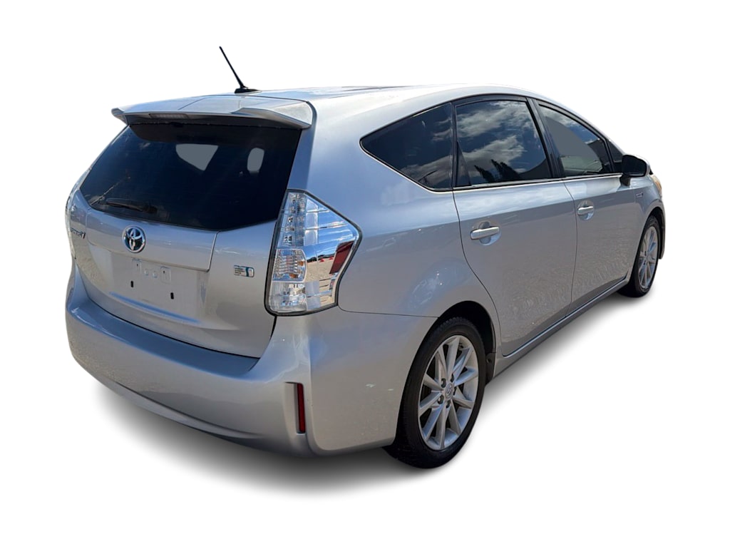 Thumbnail: 2014 Toyota Prius v - 18