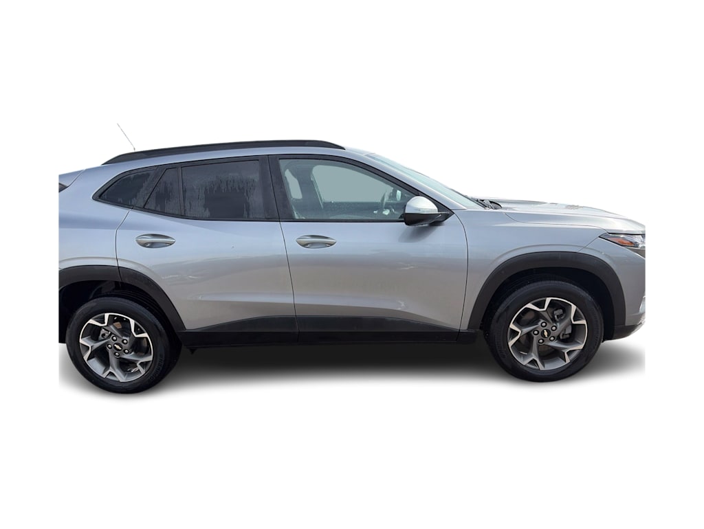 Thumbnail: 2025 Chevrolet Trax - 13