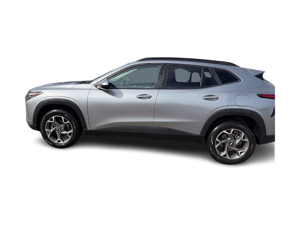 Thumbnail: 2025 Chevrolet Trax - 18