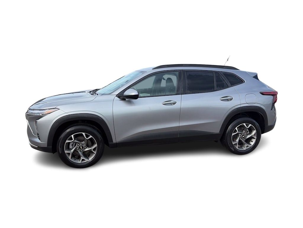 Thumbnail: 2025 Chevrolet Trax - 19