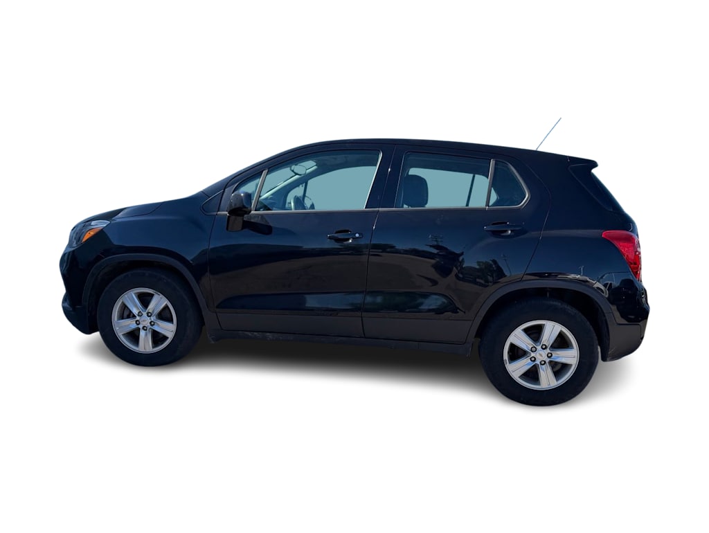 Thumbnail: 2020 Chevrolet Trax - 2