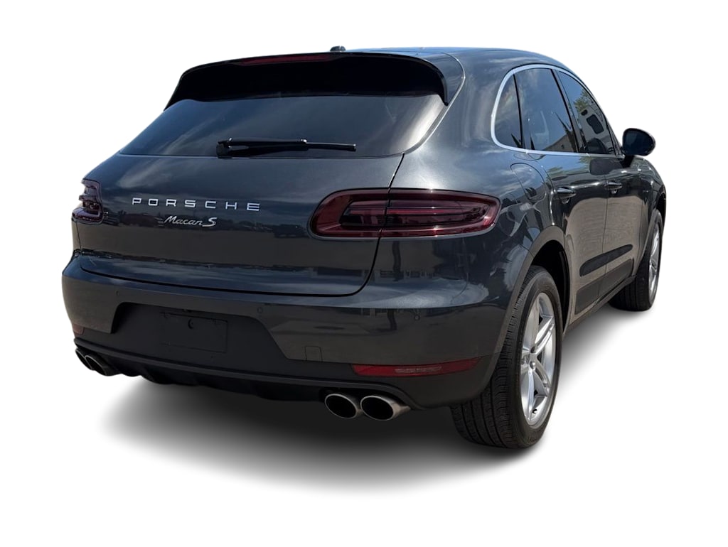 Thumbnail: 2017 Porsche Macan - 22