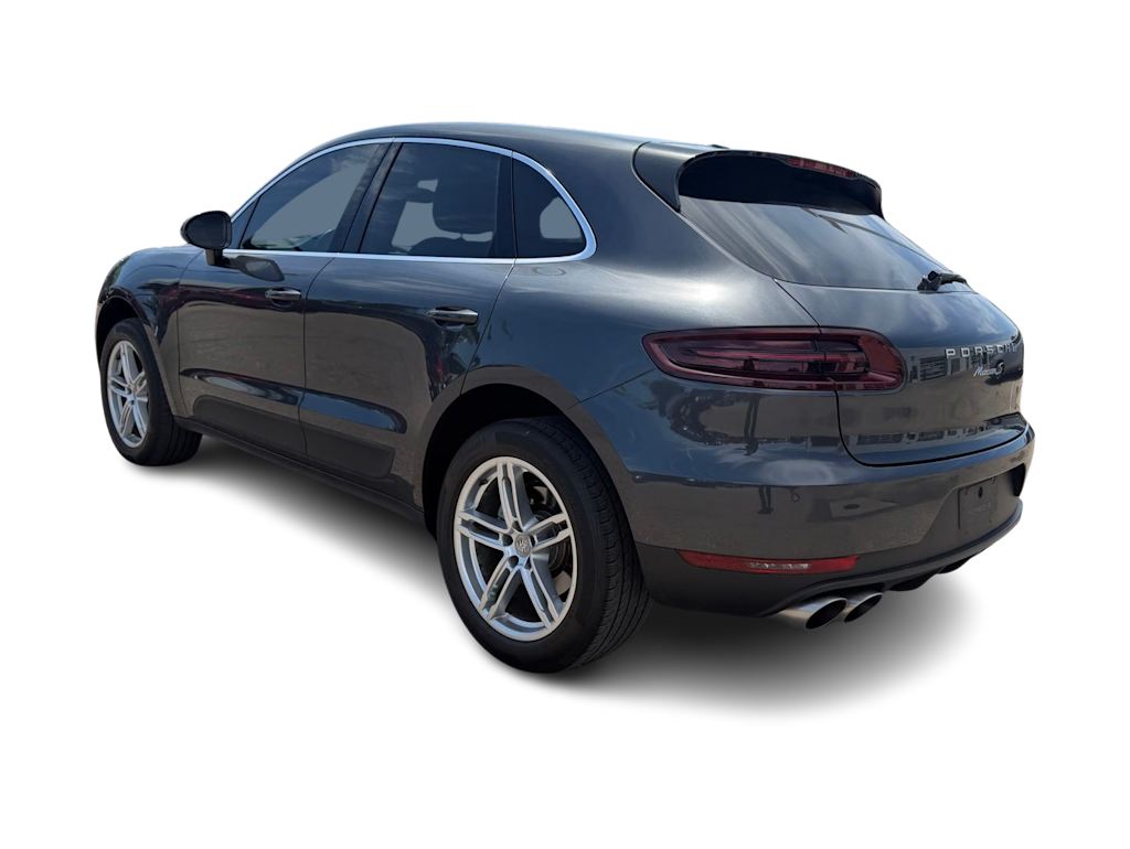 Thumbnail: 2017 Porsche Macan - 3