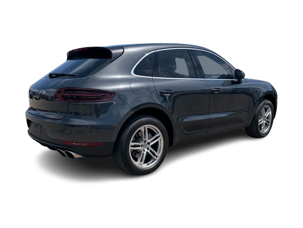 Thumbnail: 2017 Porsche Macan - 19