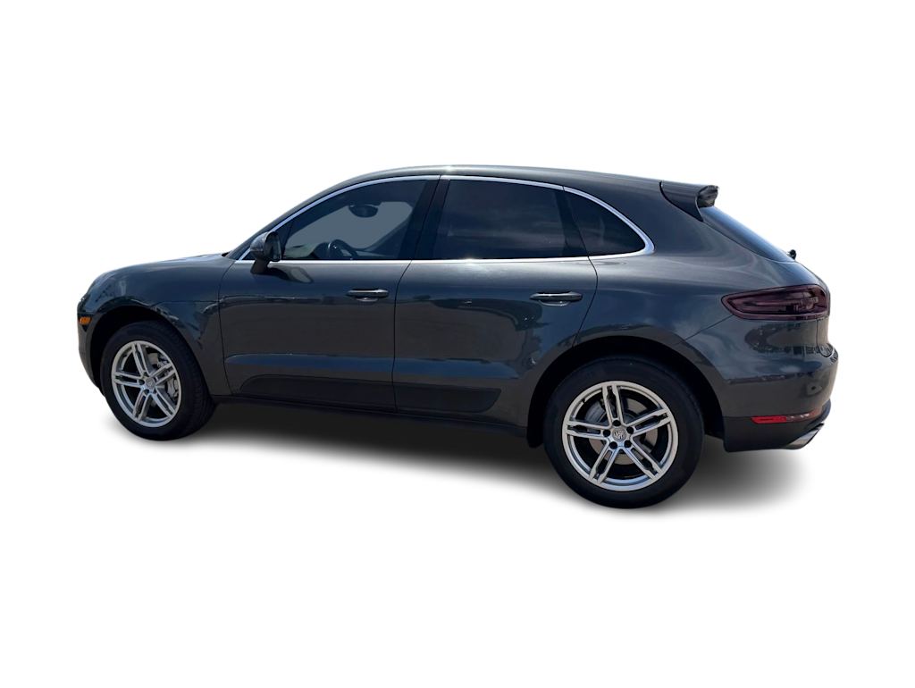 Thumbnail: 2017 Porsche Macan - 25