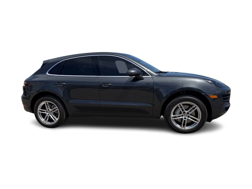 Thumbnail: 2017 Porsche Macan - 12