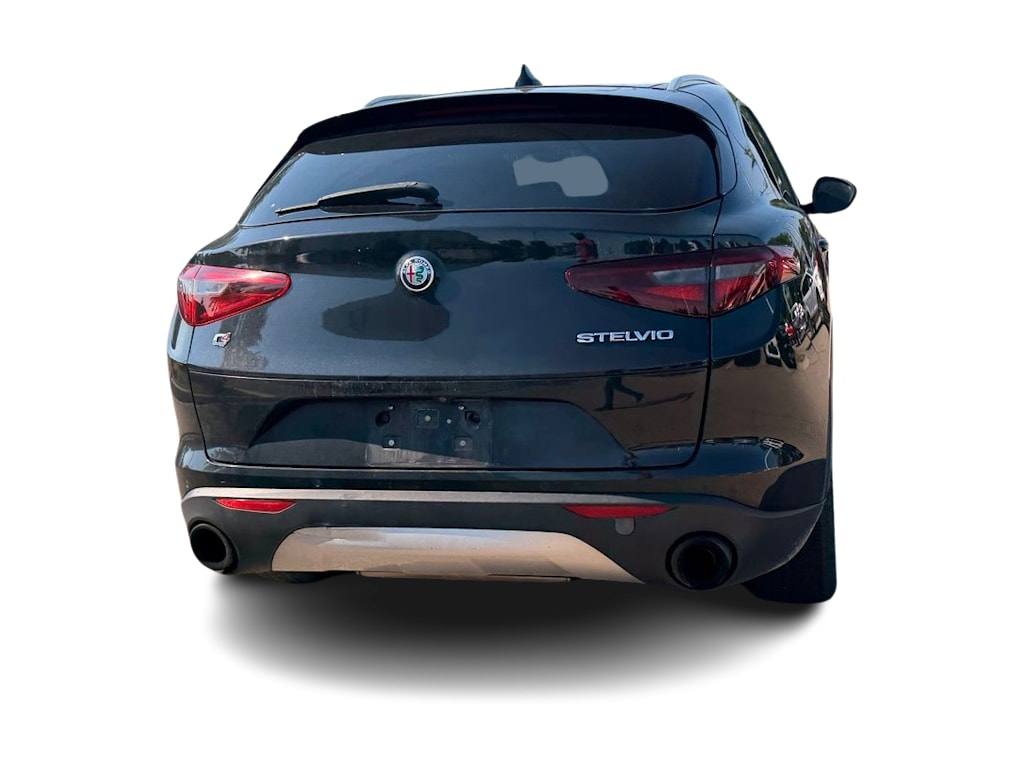 Thumbnail: 2018 Alfa Romeo Stelvio - 18