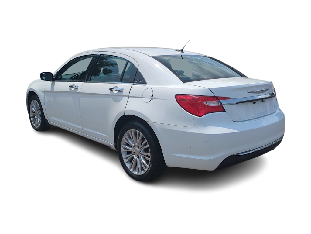 Thumbnail: 2012 Chrysler 200 - 4