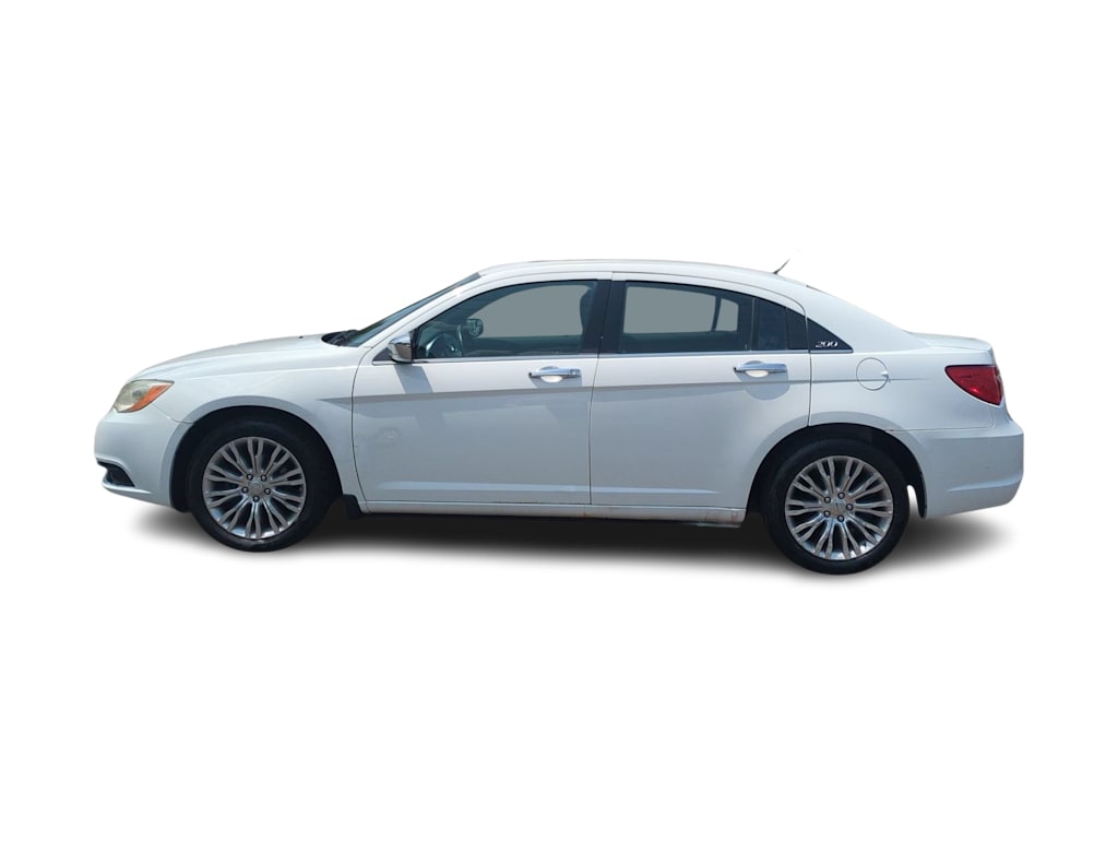 Thumbnail: 2012 Chrysler 200 - 3