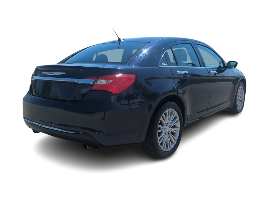 Thumbnail: 2012 Chrysler 200 - 21