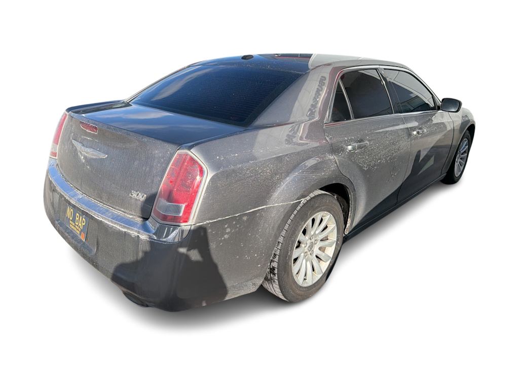 Thumbnail: 2012 Chrysler 300 - 10