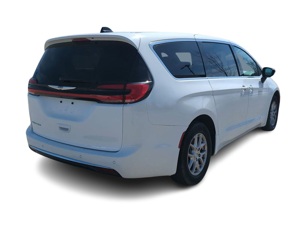 Thumbnail: 2025 Chrysler Pacifica - 20