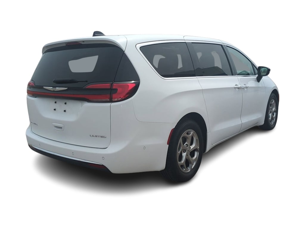 Thumbnail: 2024 Chrysler Pacifica - 19