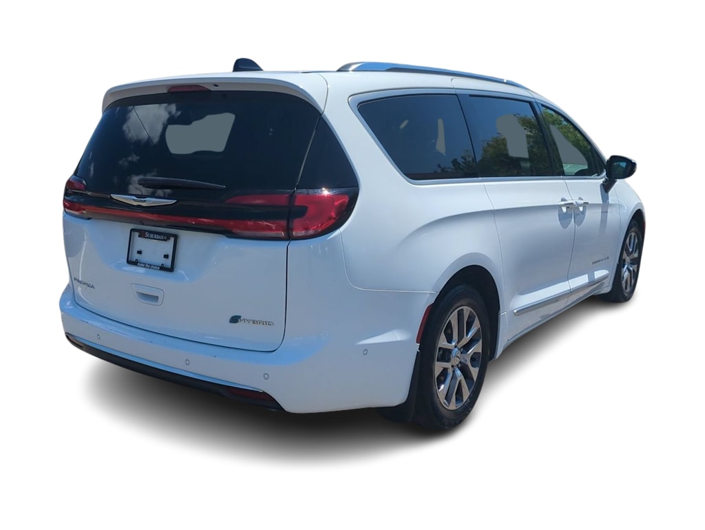 Thumbnail: 2023 Chrysler Pacifica - 20