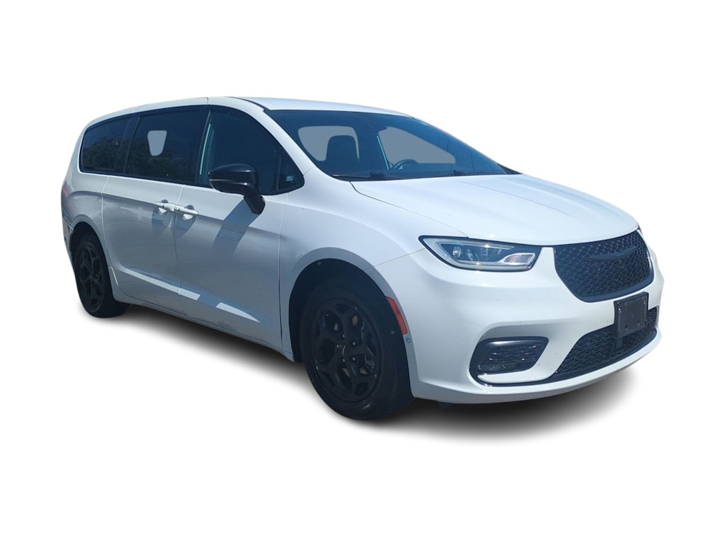 Thumbnail: 2024 Chrysler Pacifica - 18