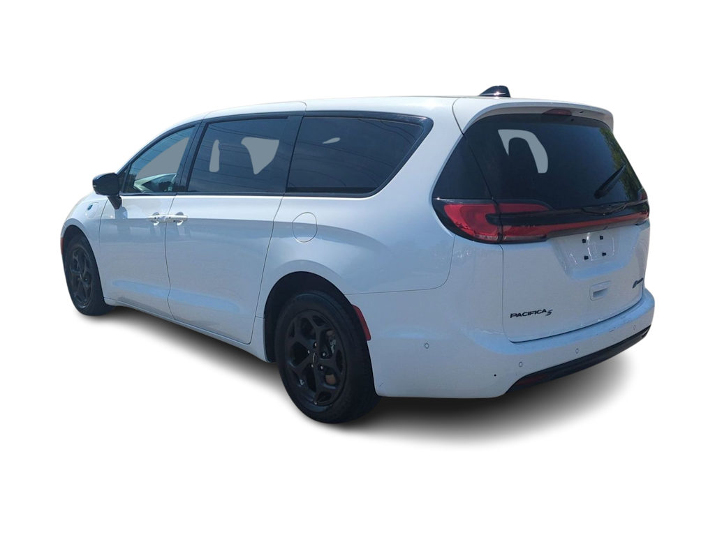 Thumbnail: 2024 Chrysler Pacifica - 4