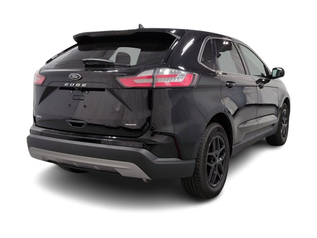 Thumbnail: 2022 Ford Edge - 21