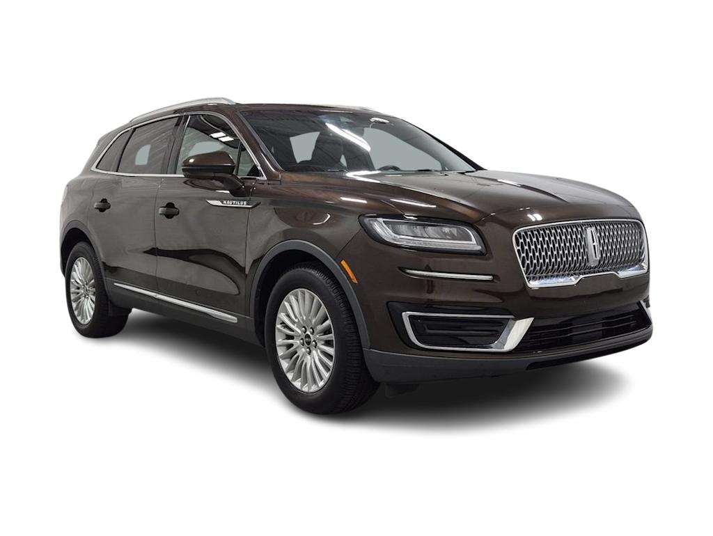 Thumbnail: 2019 Lincoln Nautilus - 18