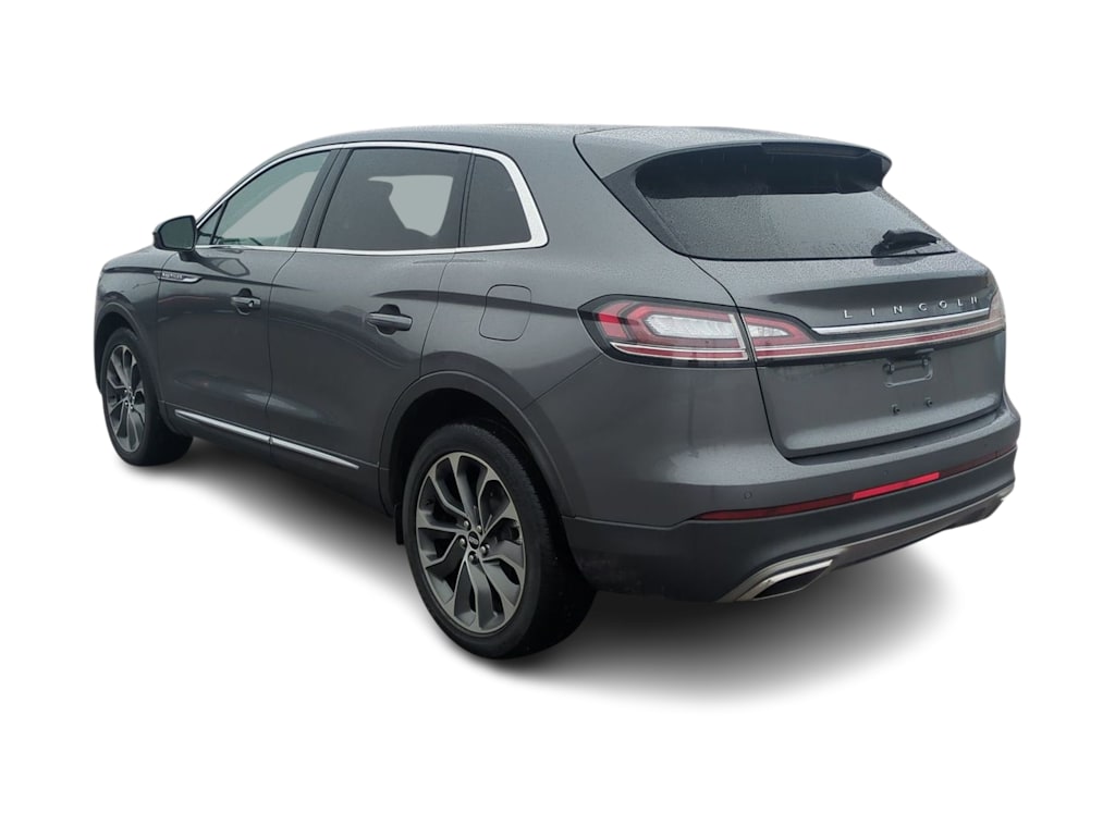 Thumbnail: 2023 Lincoln Nautilus - 4