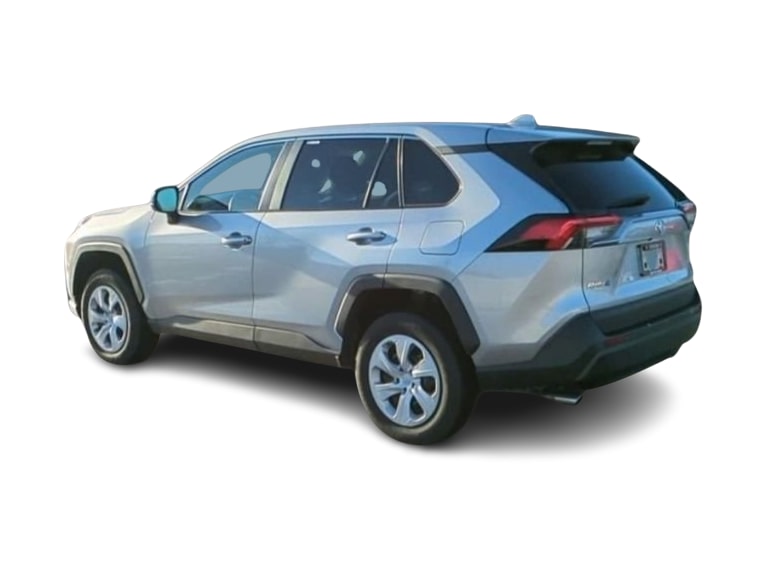 2024 Toyota RAV4 LE 4