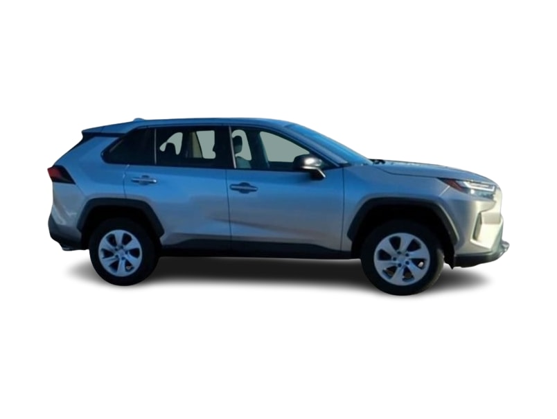 2024 Toyota RAV4 LE 24