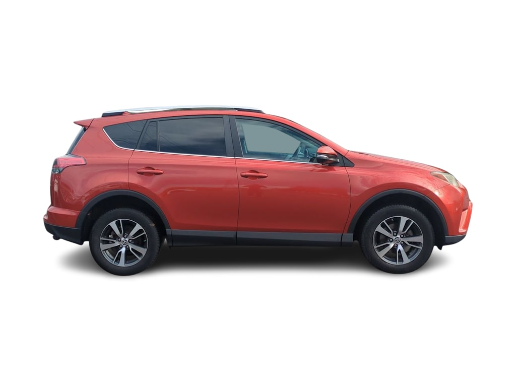Thumbnail: 2016 Toyota RAV4 - 23
